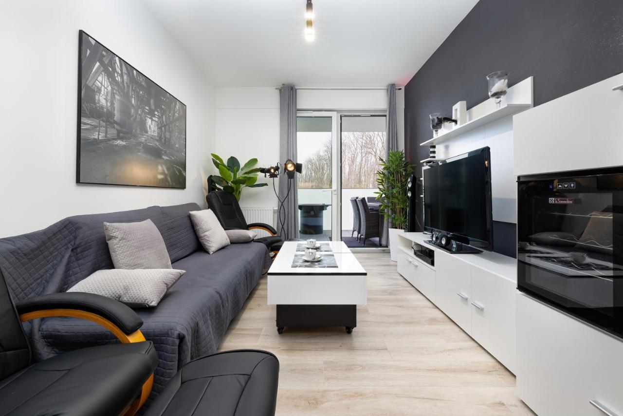 Platinium Apartment By Renters Prestige Rewal Esterno foto